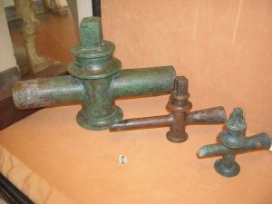История смесителя (крана для воды) древнеримский кран